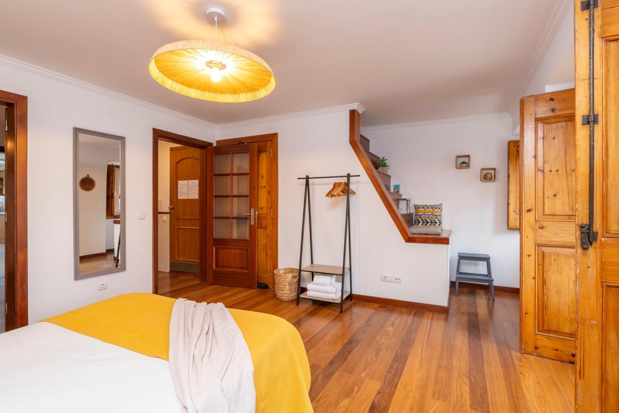 Superb Apartments Overlooking Graca In Лісабон Номер фото